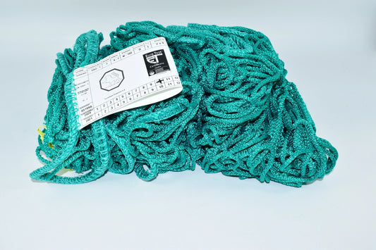 Scaffolding fall protection netting